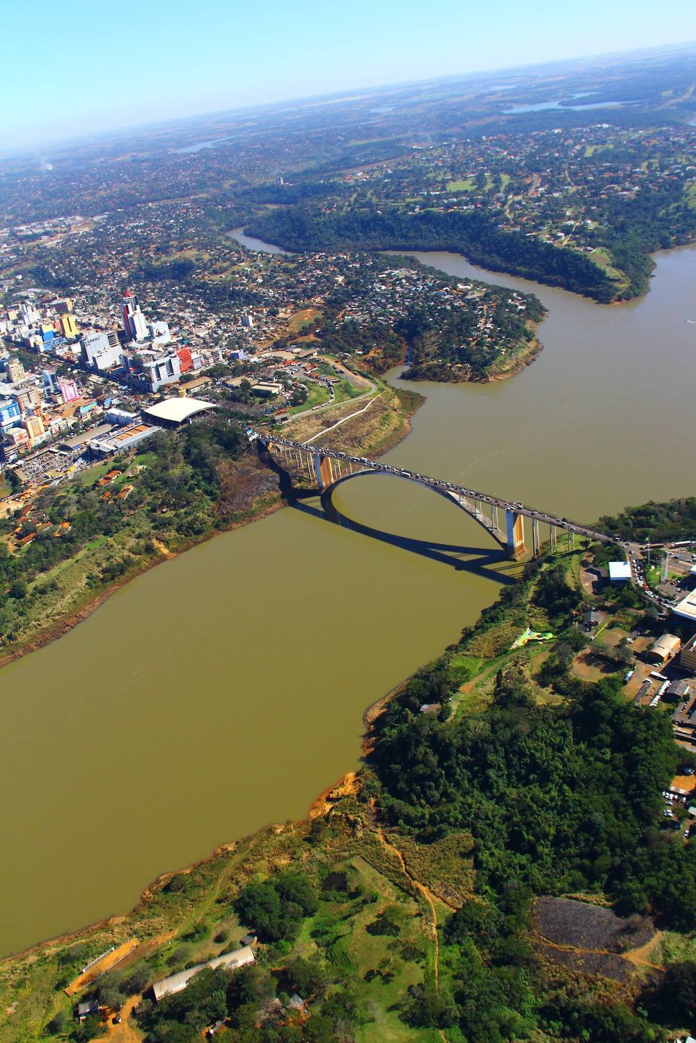 Post da Ponte da Amizade